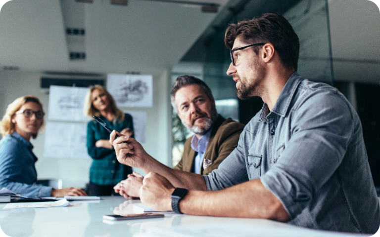 Man chatting to group about accounting errors